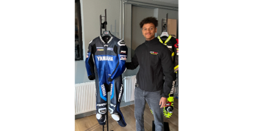 (Yamaha R3 cup)