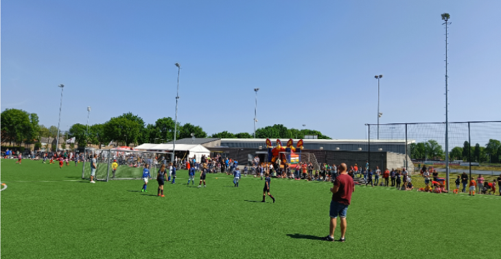 Trainingspakken voor ons jeugdelftal!
