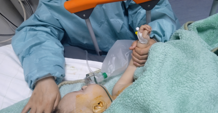 Help Jacob strijden voor zijn leven: Steun voor operaties en medische zorg