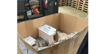 Aankoop dierenartsvoer en natvoer honden vzw Farm Flora