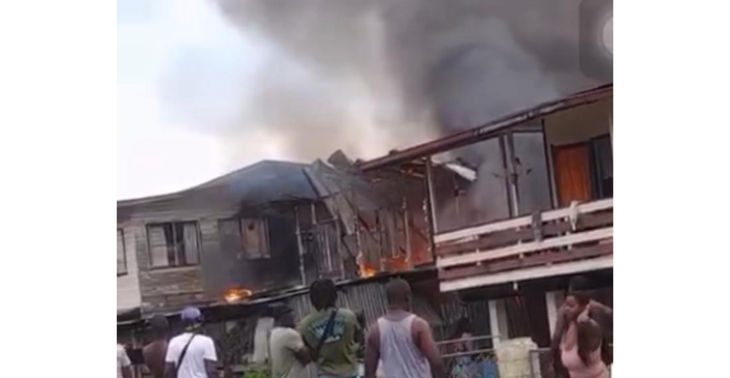 "Noodhulp voor zwangere moeder: huis afgebrand in Suriname"