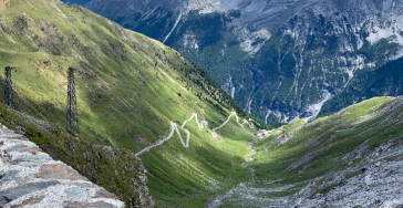 Trappen tegen de Stelvio