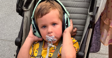 Aangepast bed en buggy voor mijn zoontje met autisme